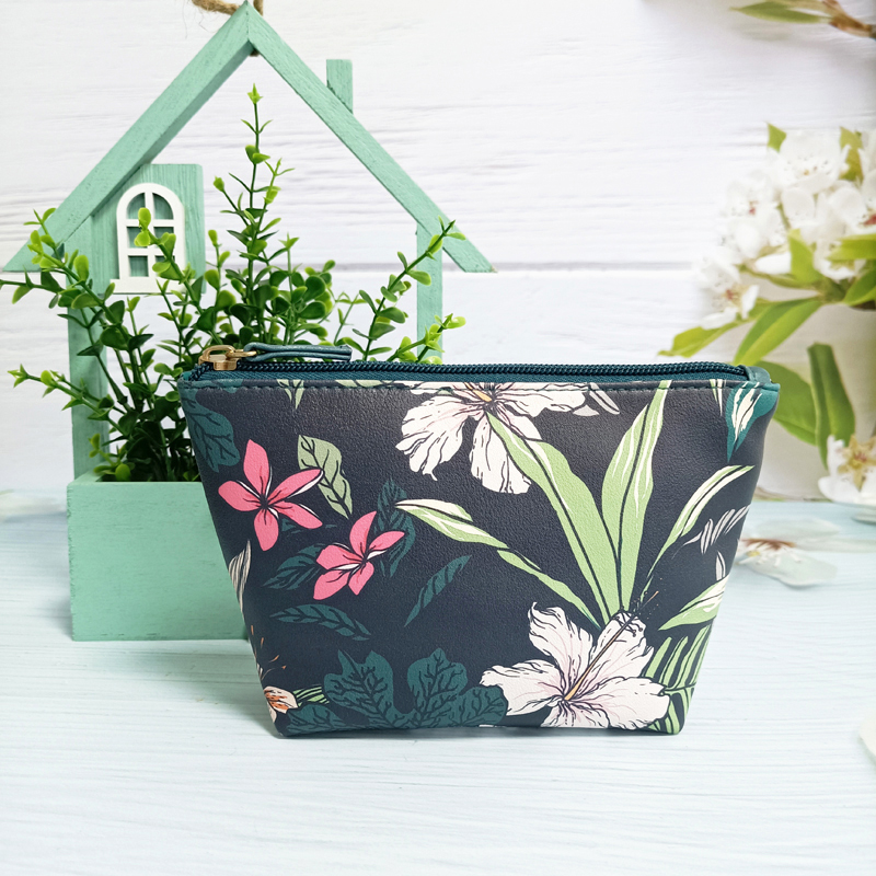 Makeup bag